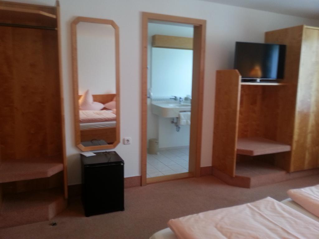 Hotel Seewirt Ноненхорн Стая снимка